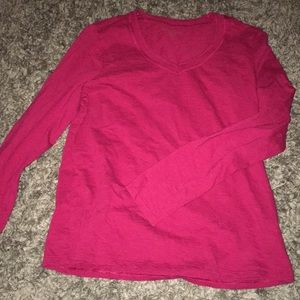 Coldwater creek size xs (4/6) red long sleeve tee